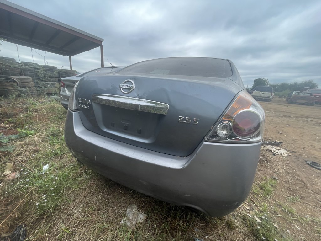 2012 NISSAN Altima